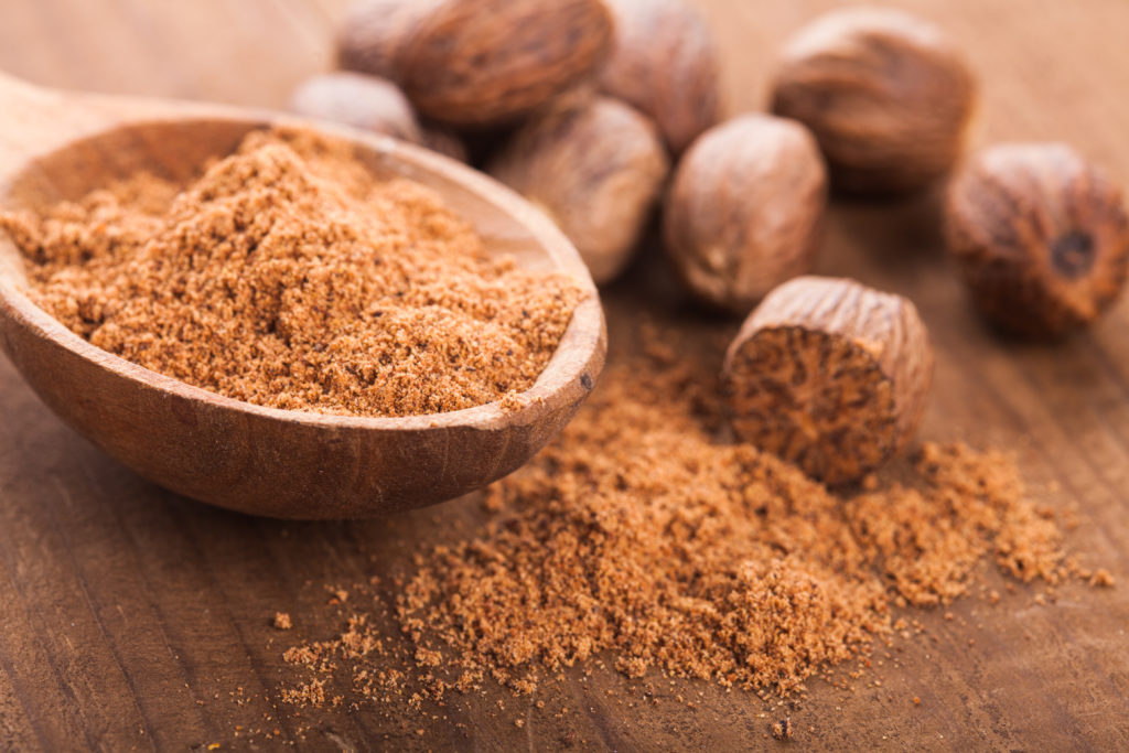13 Benefits of Nutmeg